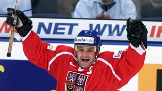 Pašák Alby překonal i Gretzkyho, Stanley Cup mu ale ve sbírce chybí