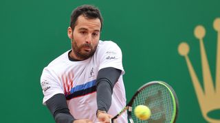 Náhradník Novaka Djokoviče? Ital, který snil o Formuli 1