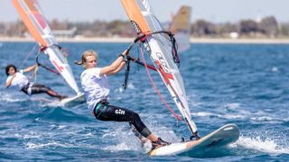 Na mistrovství Evropy to mladým windsurfařům tentokrát těsně necinklo