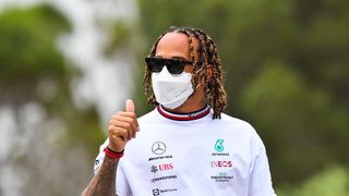 Vyhoďte viníka z Abú Dhabí a Lewis Hamilton se vrátí, naznačuje Mercedes