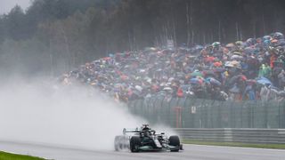 Velká cena Belgie nadělovala poloviční body. Teprve pošesté v historii Formule 1