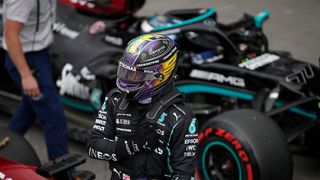 Šéf McLarenu o Hamiltonově konci: Nepřekvapilo by mě to