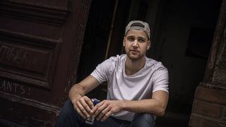 Šermíř Choupenitch vypouští před olympiádou hudební Yoyo