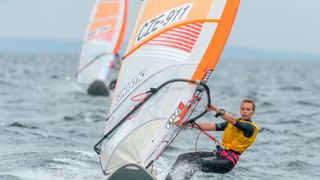 Evropský titul pro mladou windsurfařku Kristýnu Chalupníkovou