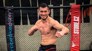 Mach Muradov: I když budete v UFC nejsilnější, rodiče budou mít strach