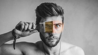 Nezlobte se na muže, že nerozeznají červenou od bordó. Často jsou barvoslepí