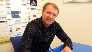 Druholigové fotbalisty Jihlavy povede trenér Křeček