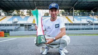 Dokument Open The Doors: Nahlédněte do zákulisí nečekaných šampionů F1 z Monzy