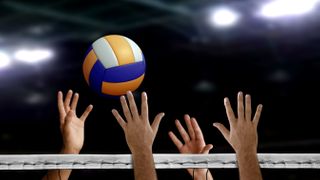 Ruští volejbalisté v Brně po bitvě s Italy obhájili titul na MEJ