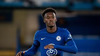 Najal si hřiště i osobního kouče. Talent z Chelsea chce přesvědčit Lamparda