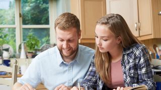 Distanční výuka, výdobytek doby koronavirové, může pomoci rodinným vztahům