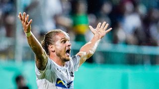 Zvláštní přání: Fanynka si řekla o fotbalistovo DNA