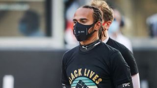 Co pomohlo Hamiltonovi k sedmému titulu? Hnutí Black Lives Matter
