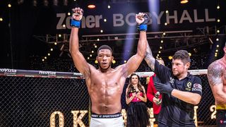 Oktagon 20: Škvor dostal tvrdou lekci z MMA, loď André Reinderse nabrala vodu