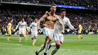 Ronaldo fotbal nesleduje, dává přednost MMA a boxu