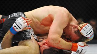 Veterán UFC Pešta zavzpomínal na první placený zápas. Dostal pár korun, vázu a ledvinku