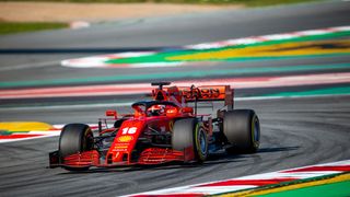 Jak rychlé bude letos Ferrari? Podle Binotta a Sainze velmi
