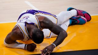 Lakers přišli o největší hvězdu. Jsem zraněný uvnitř i zvenku, říká LeBron James