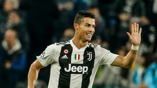 Mexická Liga MX se zajímá o Lionela Messiho a Cristiana Ronalda