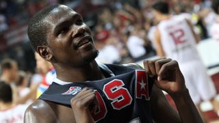 NBA potrestala Kevina Duranta za homofobní urážky