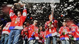 Před 25 lety začala ve Vídni zářit zlatá generace českého hokeje