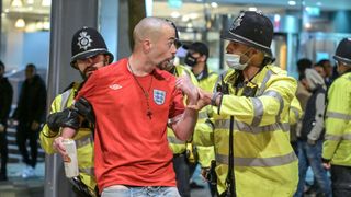 Uzavře UEFA Wembley? Anglie se dozví trest kvůli násilnostem při Euru
