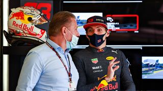 Verstappen míří do rally. Maxův otec se chystá na svůj debut