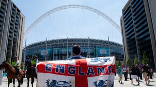 Ostuda Anglie. UEFA začala vyšetřovat incidenty na stadionu ve Wembley