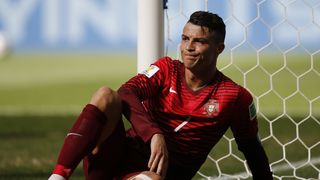 Ronaldo si chtěl sáhnout na život, tvrdí o Messiho přestupu Ángel di María