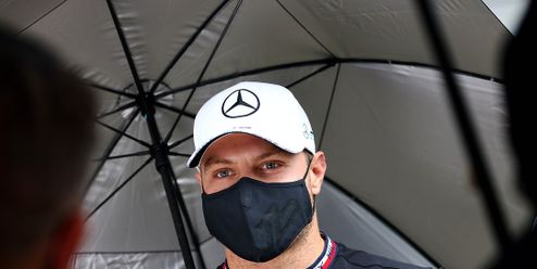 Krizový scénář Mercedesu: Hamiltona může nahradit Bottas