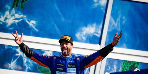 McLaren se dočkal vítězství po devíti letech! V Monze získal senzační double