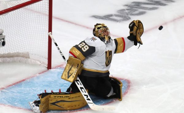 Price versus Fleury: Souboj brankářských titánů v NHL