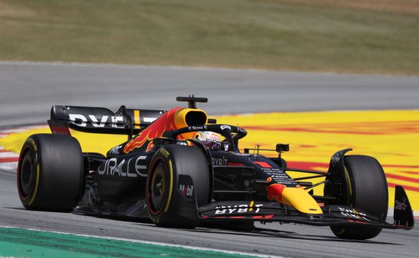 Verstappen ovládl Španělsko a přeskočil Leclerca v průběžném pořadí