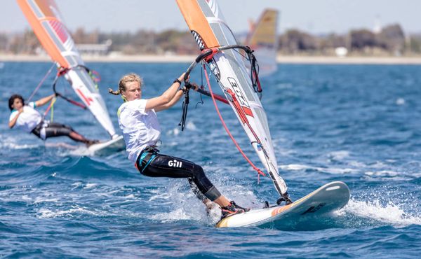 Na mistrovství Evropy to mladým windsurfařům tentokrát těsně necinklo