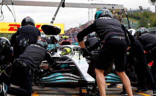 Lék na neduhy Mercedesu? B-specifikace jejich monopostu