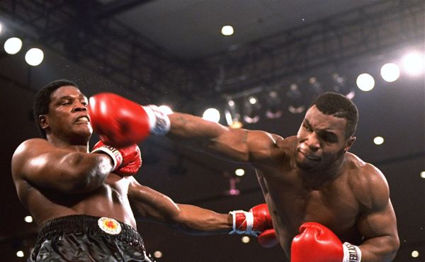 Napodobí Mike Tyson zmrtvýchvstání Rockyho, nebo totálně propadne?