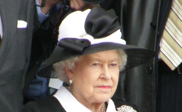 Britská královna kvůli epidemii poprvé vynechá dostihy v Ascotu