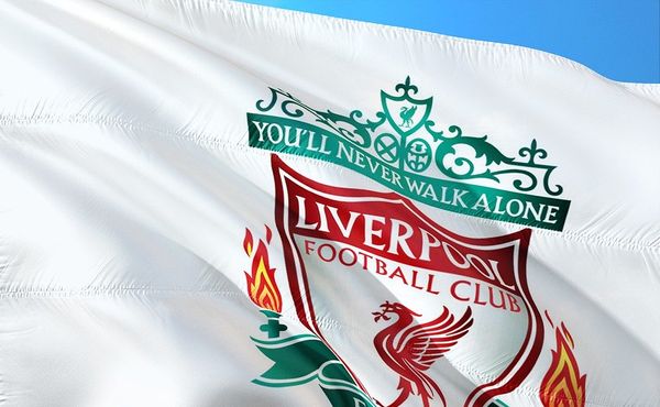Liverpool se po 30 letech dočkal titulu v anglické fotbalové lize
