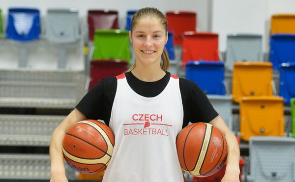Basketbalistka roku Elhotová vděčí za úspěch svému synovi