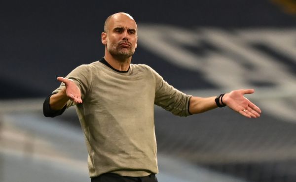 Rozzlobený Guardiola. Finále Ligy mistrů píská jeho krajan