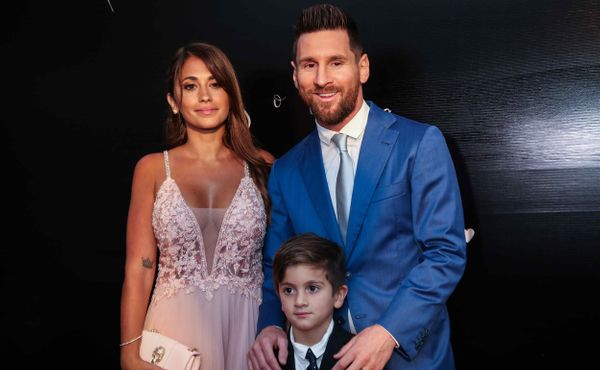 Suárezův odchod z Barcelony těžce nese i Messiho manželka