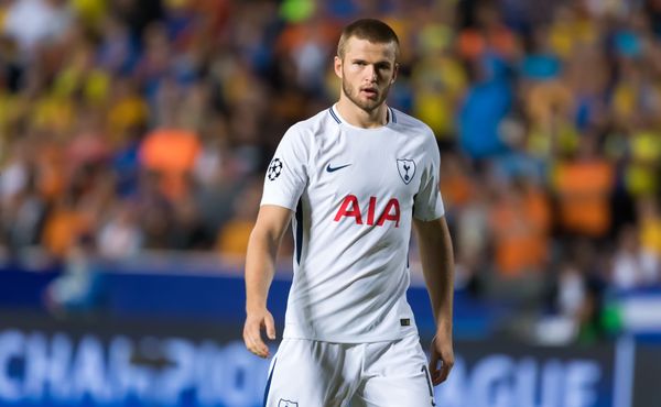 Dier z Tottenhamu utekl během zápasu na záchod. Mourinho nechápal