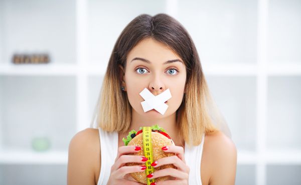 Bez dostatku energie může být sport nebezpečný. Chybu dělají hlavně dietáři