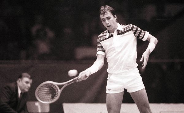 Čtyřicet let od momentu, kdy českoslovenští tenisté poprvé vyhráli Davis Cup