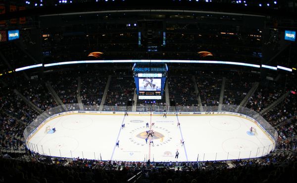 NHL konečně začala, Palát si hned otevřel střelecký účet