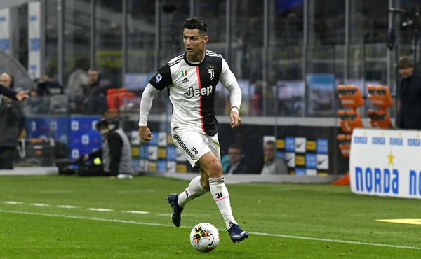 Ronaldo boduje. Před miliony dal přednost lidským právům