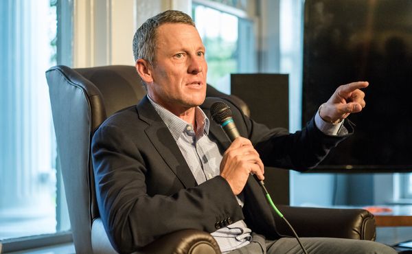 Pohled expertů: Lance Armstrong o očkování v České republice