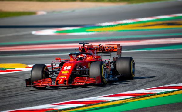 Jak rychlé bude letos Ferrari? Podle Binotta a Sainze velmi