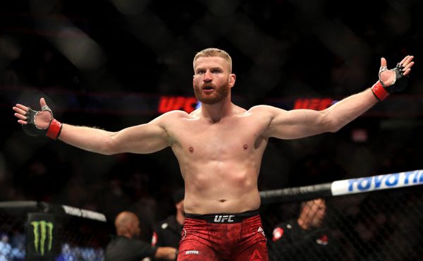 Blachowicz jako outsider? Prognózy smetl z podlahy oktagonu