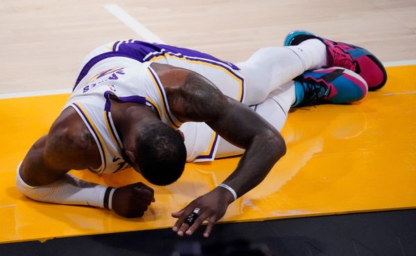 Lakers přišli o největší hvězdu. Jsem zraněný uvnitř i zvenku, říká LeBron James